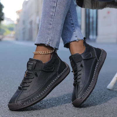 Lilly ™ | Comfortable Trainers with Support